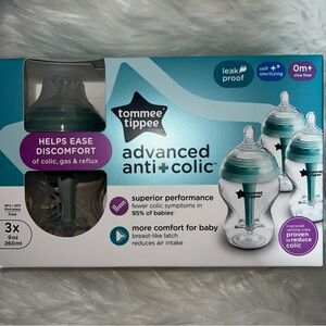 Tommee Tippee Advanced Anti-Colic Baby Bottles - Blue